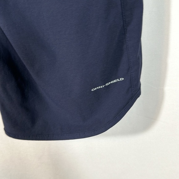 Columbia Omni-Shield Navy Blue Leslie Falls Capri Pants - Picture 9 of 10